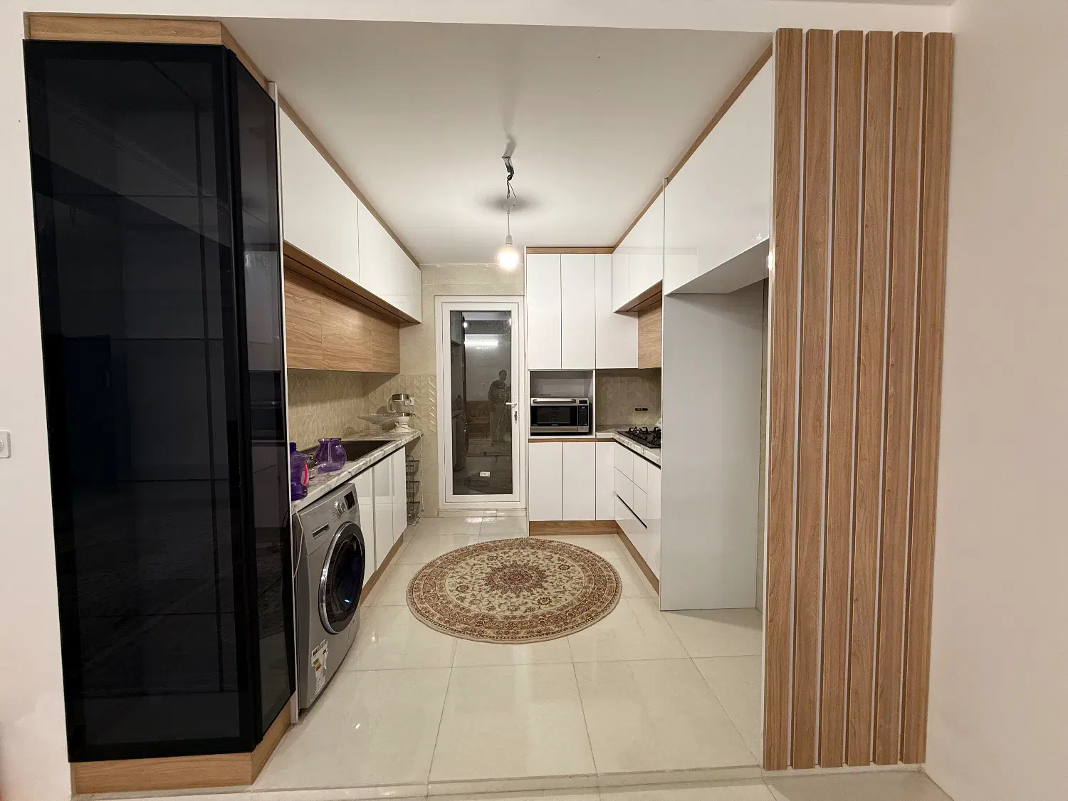 آپارتمان نوساز و کلیدنخورده ۳ خواب فول امکانات