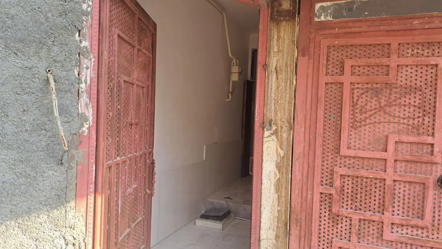 اجاره منزل مسکونی شهرک ولیعصر انتهای خیابان ستاری
