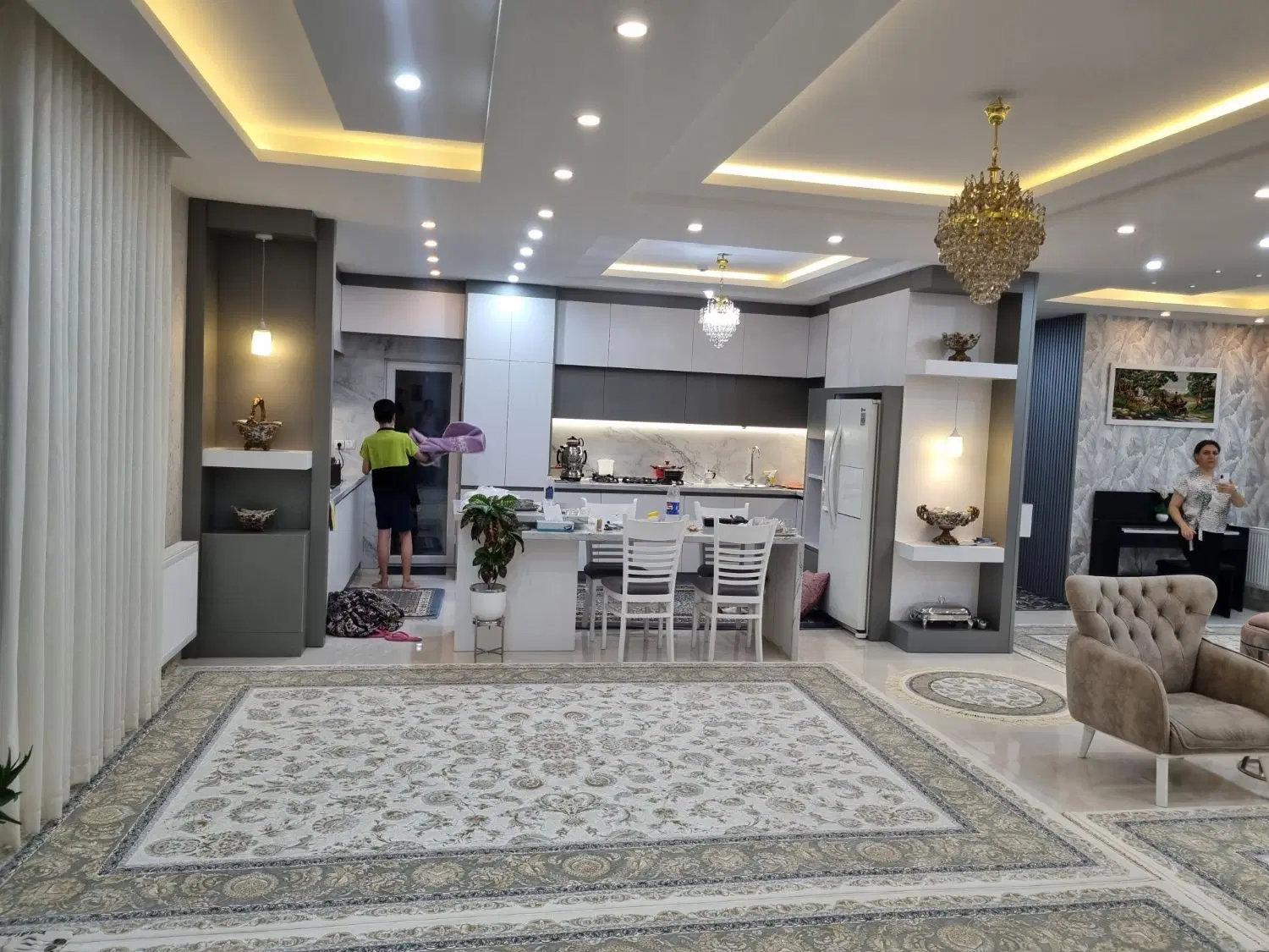 اپارتمان فروشی