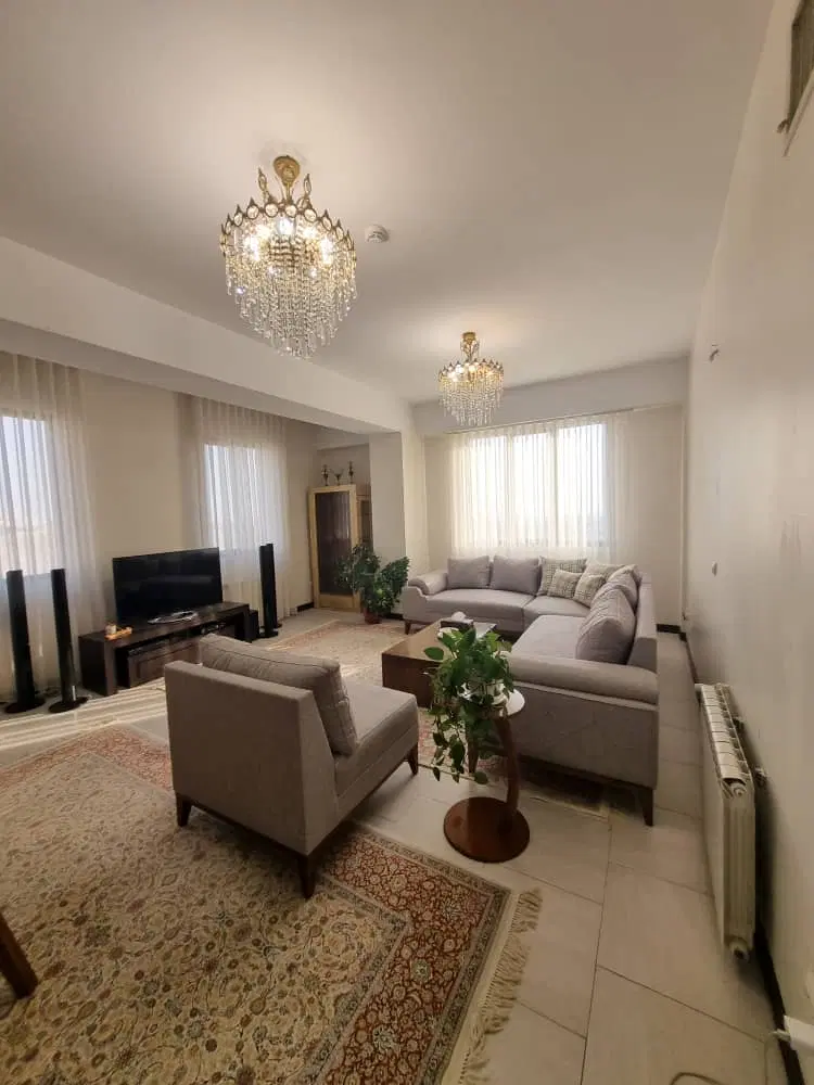 بلوار اردستانی شهرک نگین غرب ۸۹ متر دو خواب