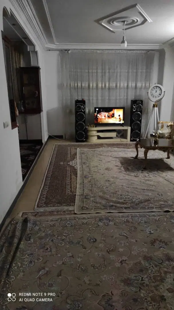 هم خانه  خانم موجه