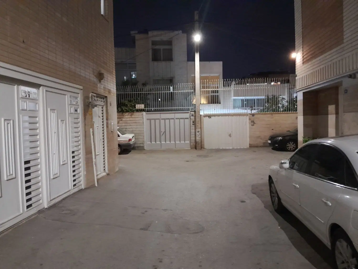 منزل دوطبقه ویلایی فروشی املاک مرکزی