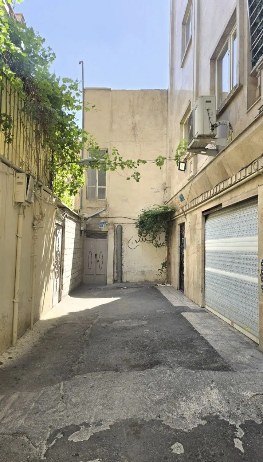 خانه ویلایی ۵۲ متر زمین دوطبقه مسکونی