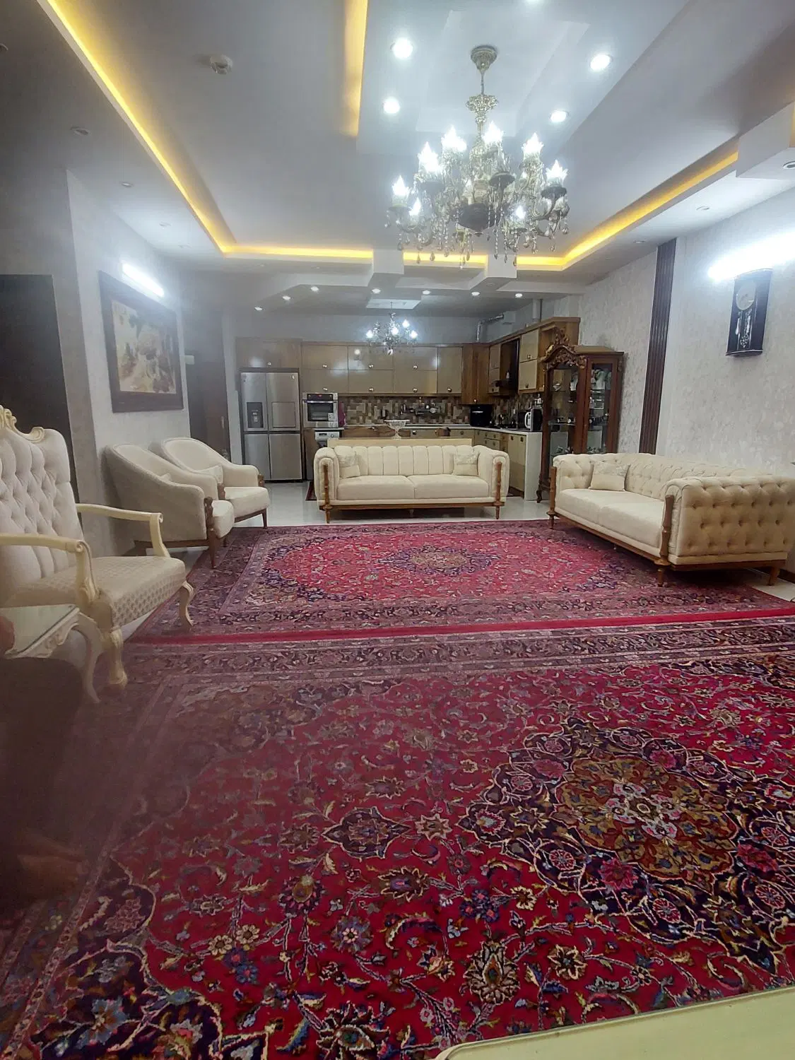 اپارتمان شیک فرامرز عباسی