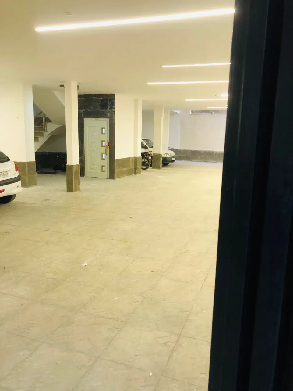 اپارتمان نوساز  شیک