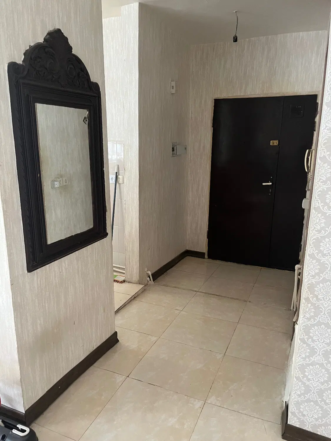 آپارتمان ۸۳متری دوخوابه