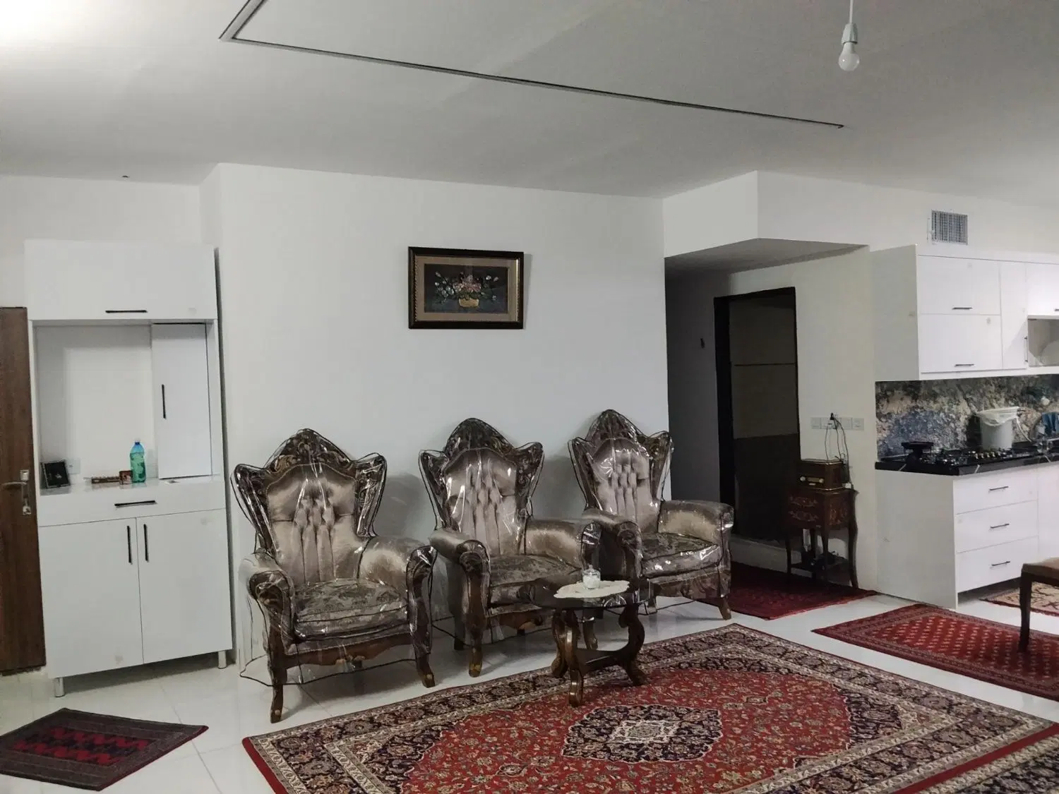 واحد اپارتمان نوساز۱۲۰ دو خواب نور گیر خوب
