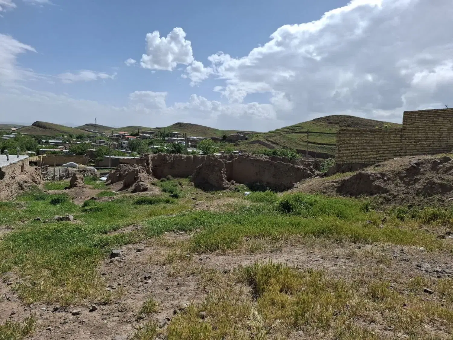 قطعه زمین ۵۰۰ متری در یله گنبد