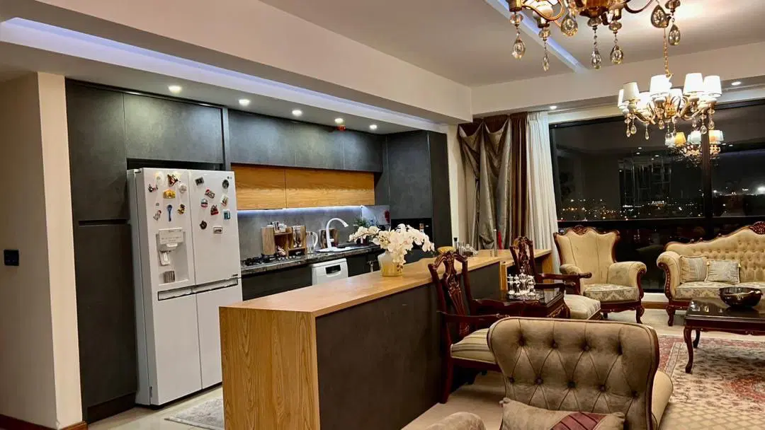 ۱۱۱متر دو خواب برج باغ مجلل دریاچه