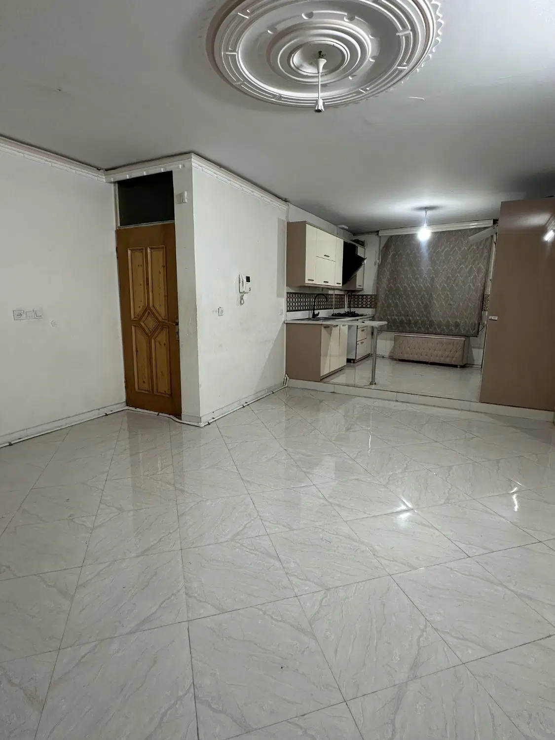 ۶۵متری تکخواب خیابان حامدی