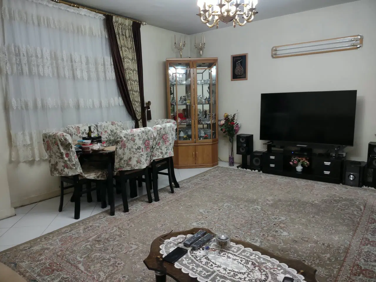 دریاچه چیتگر شهرک ساحل دو خواب سند تک‌ برگ