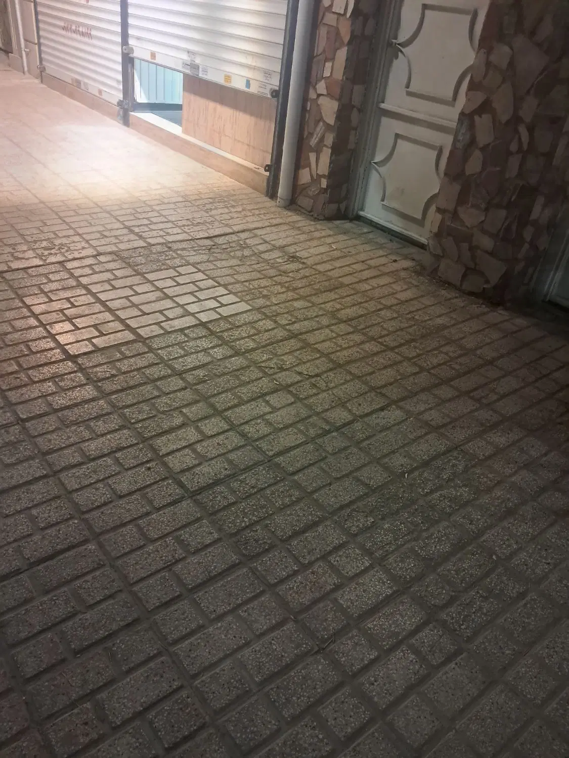 اجاره مغازه تجاری جهت طلافروشی