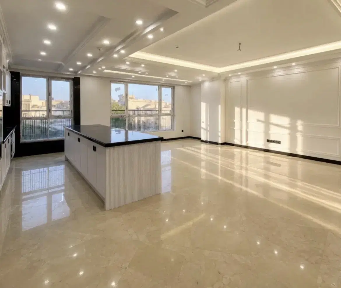 ۲۰۰ متری تاپ لوکیشن معلم هوشمند نوساز سه خواب