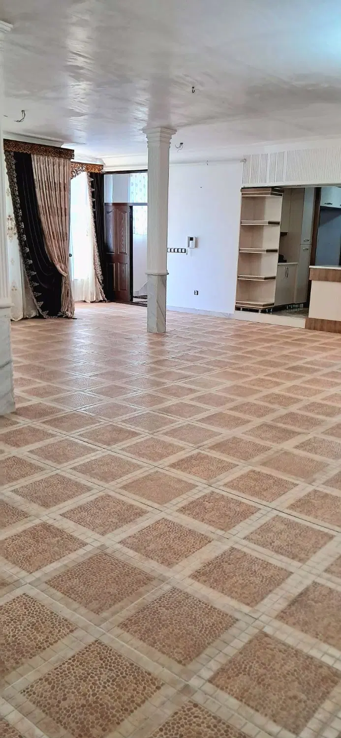 رهن کامل آپارتمان ۱۴۰ متری بهار_خیابان رنجبر