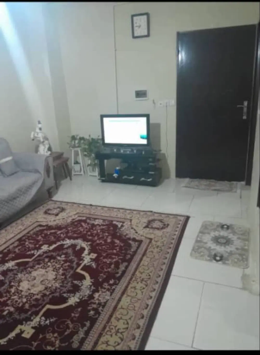 آپارتمان در باورس  روبروی خانه بهداشت