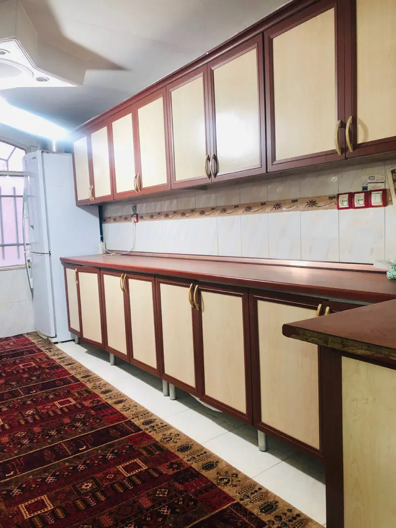 خانه ویلایی با مغازه