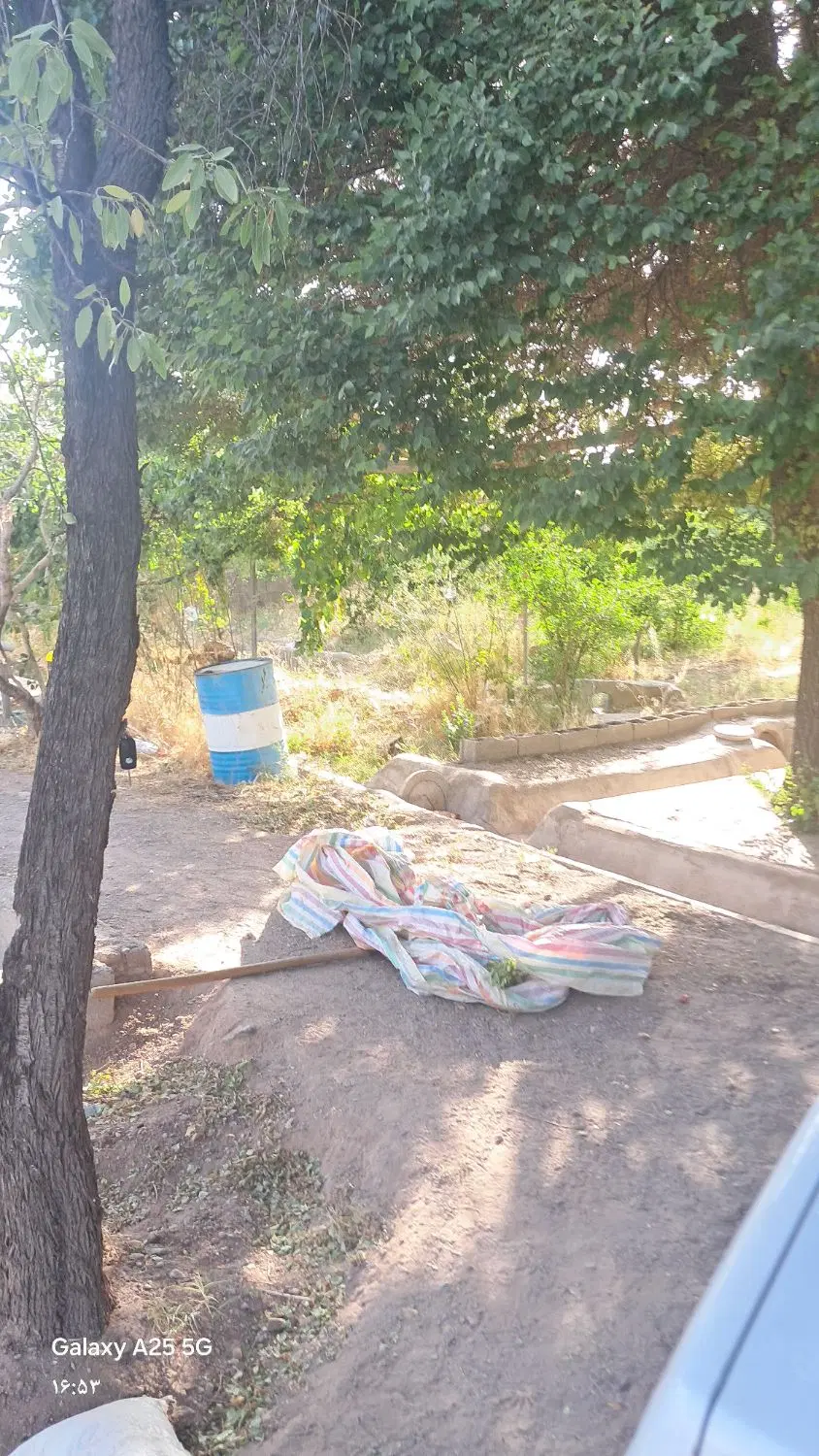 خانه باغ لب جاده دولت اباد با سند
