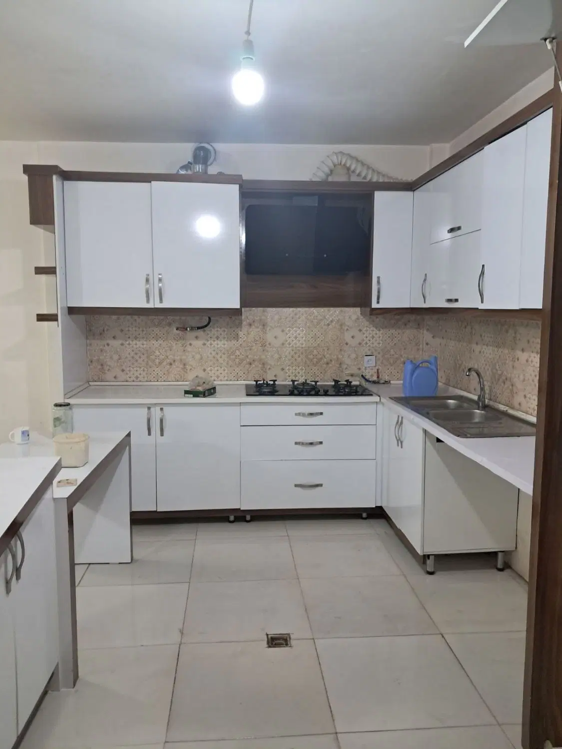 خانه مسکونی 100 متری