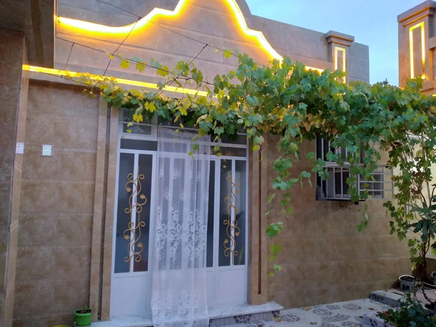 سوییت نوساز درآزادشهر