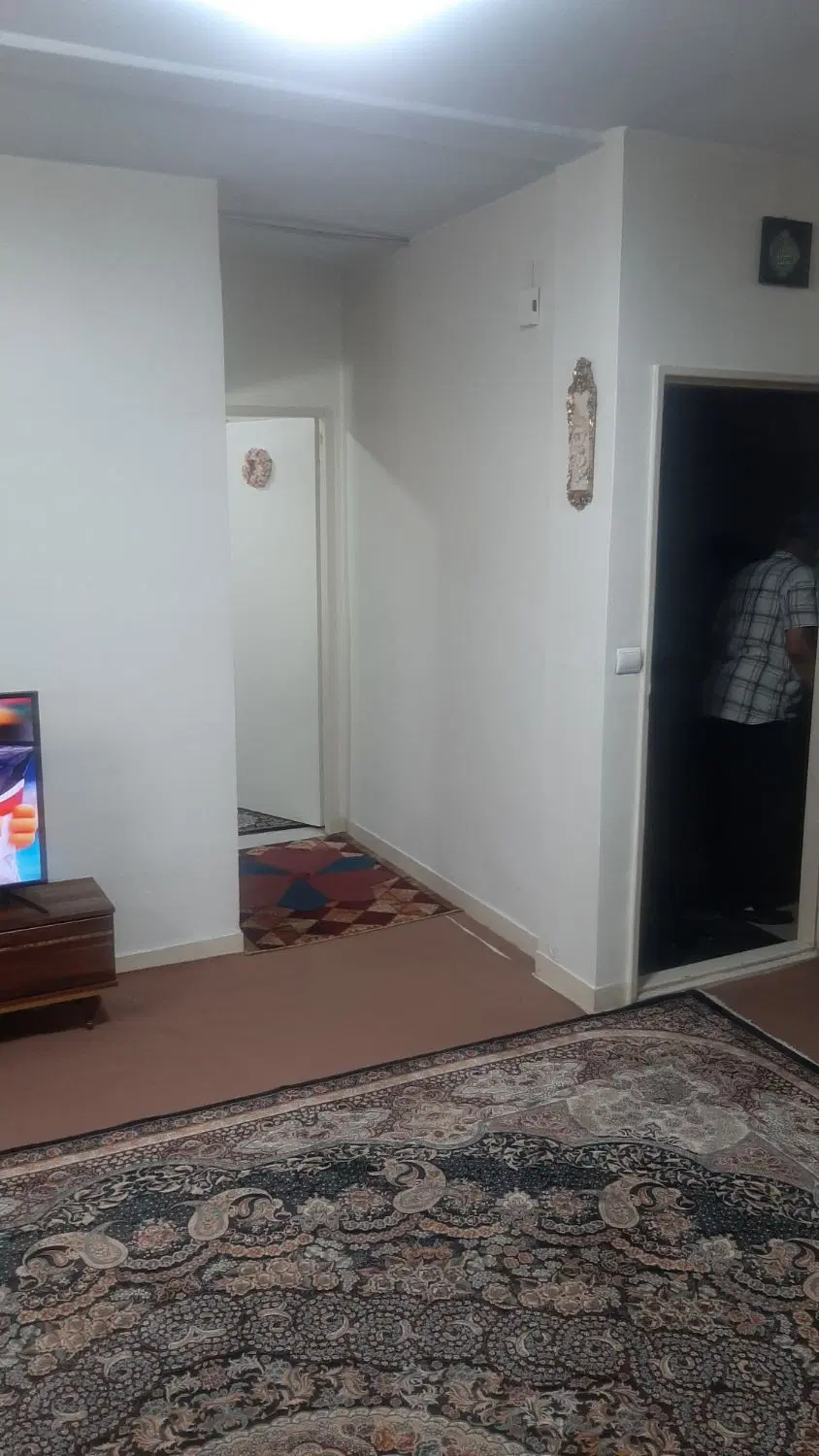 ۴۳ متر طبقه همکف
