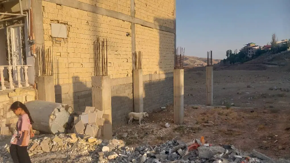 زمین فروشی وادان
