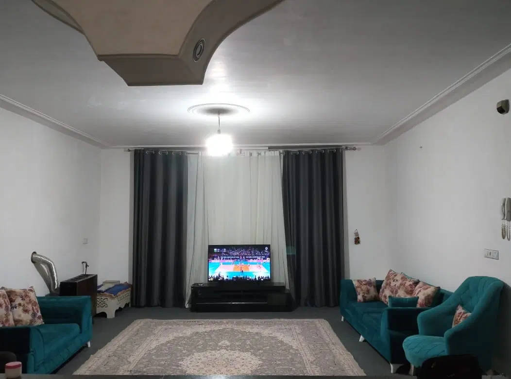 فروش منزل دوخوابه ویلایی حیاط دار