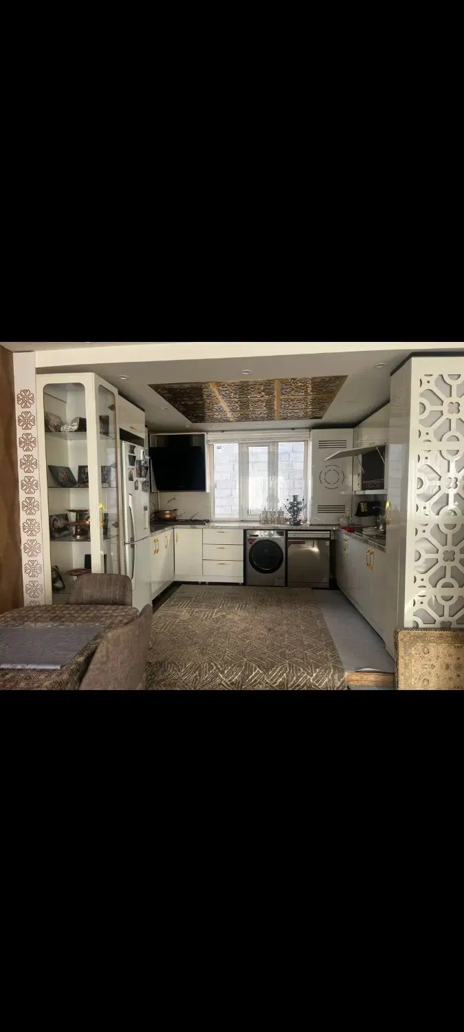 دوطبقه و پیلوت