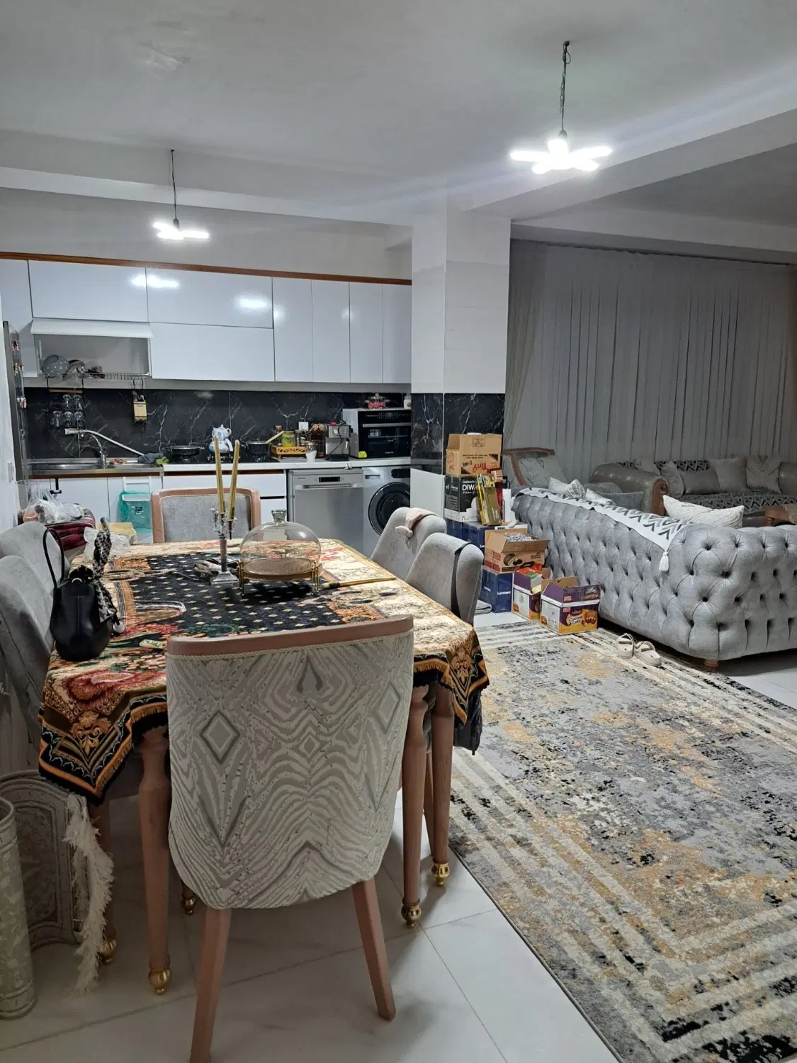 واحد ۱سال ساخت فول،زیرقیمت