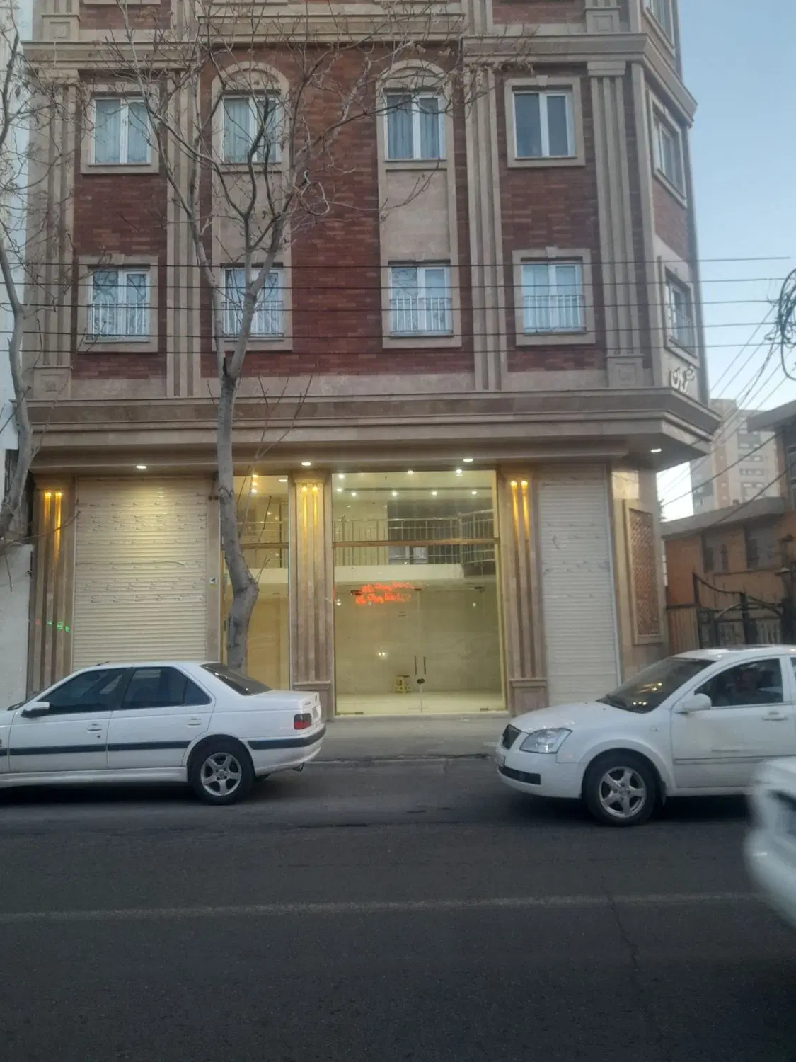 رهن کامل مغازه در کوچه باغ