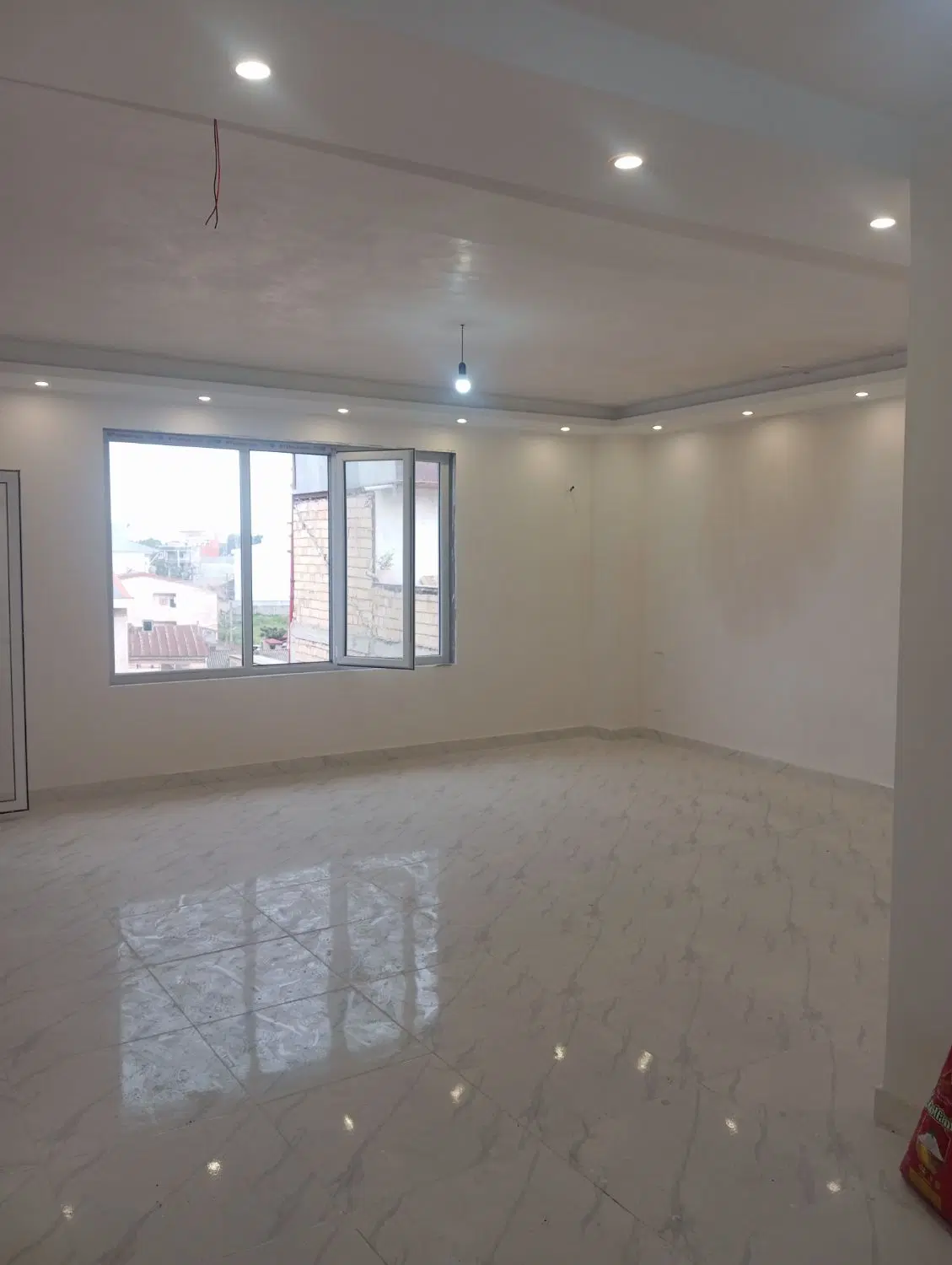 آپارتمان تازه ساخت کیلید نخورده ۷۸متری امام حسین