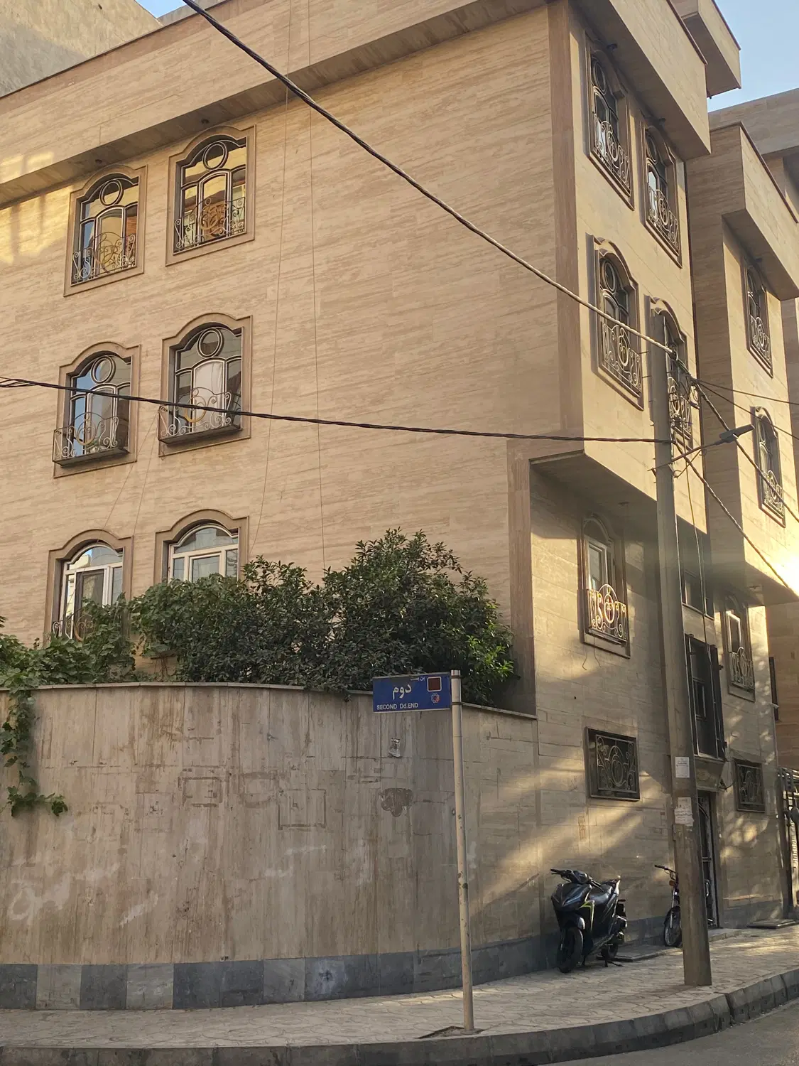 شش دانگ واحد مسکونی