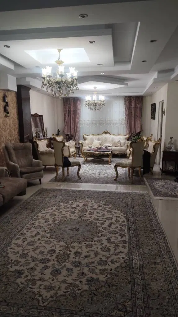 فروش اپارتمان ۱۱۷متر ۳خ سالن پرده خور