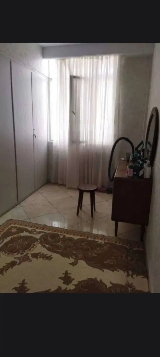 ۷۵متردوخواب تمیز۲۰۰با۷میلیون اجاره املاک زنگ نزنید