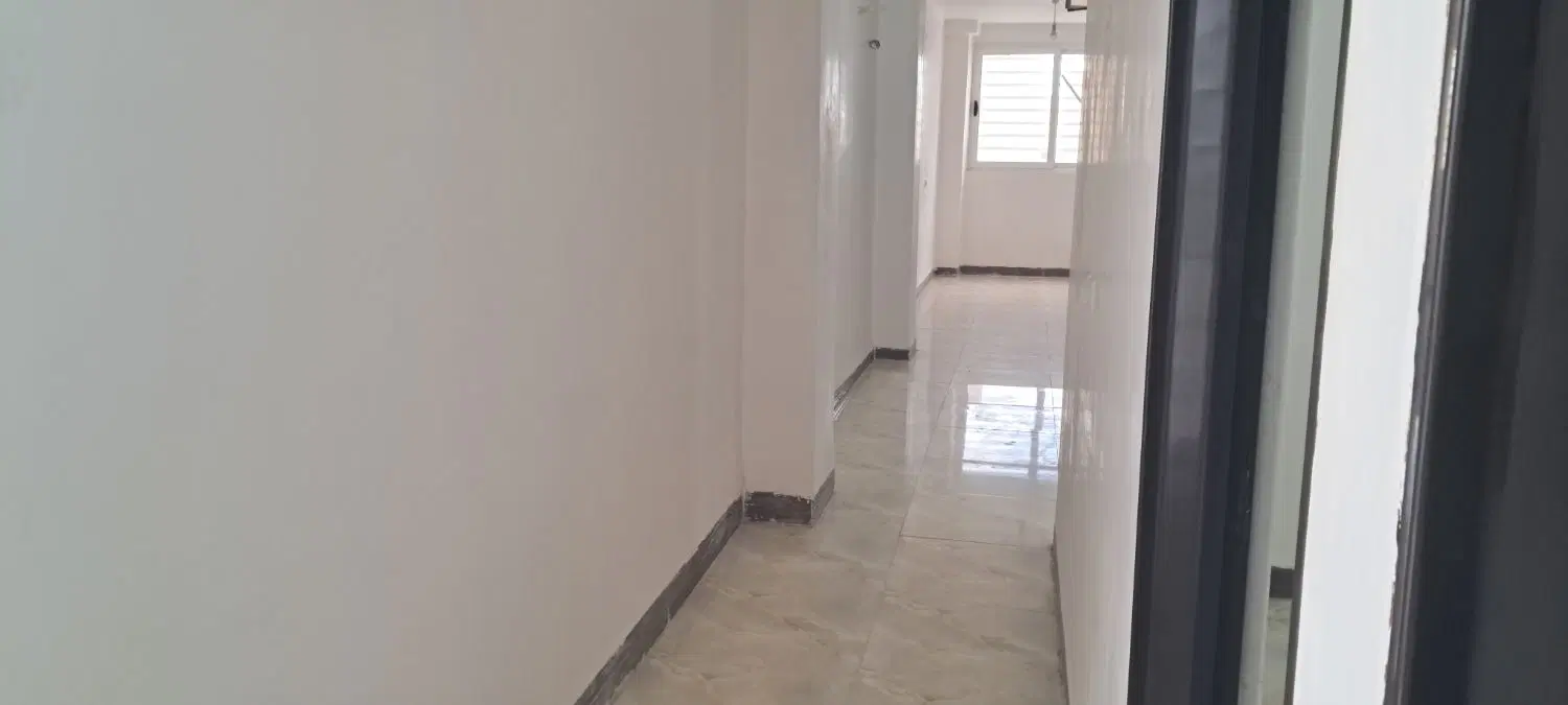 آپارتمان نوساز خیابان کاشانی