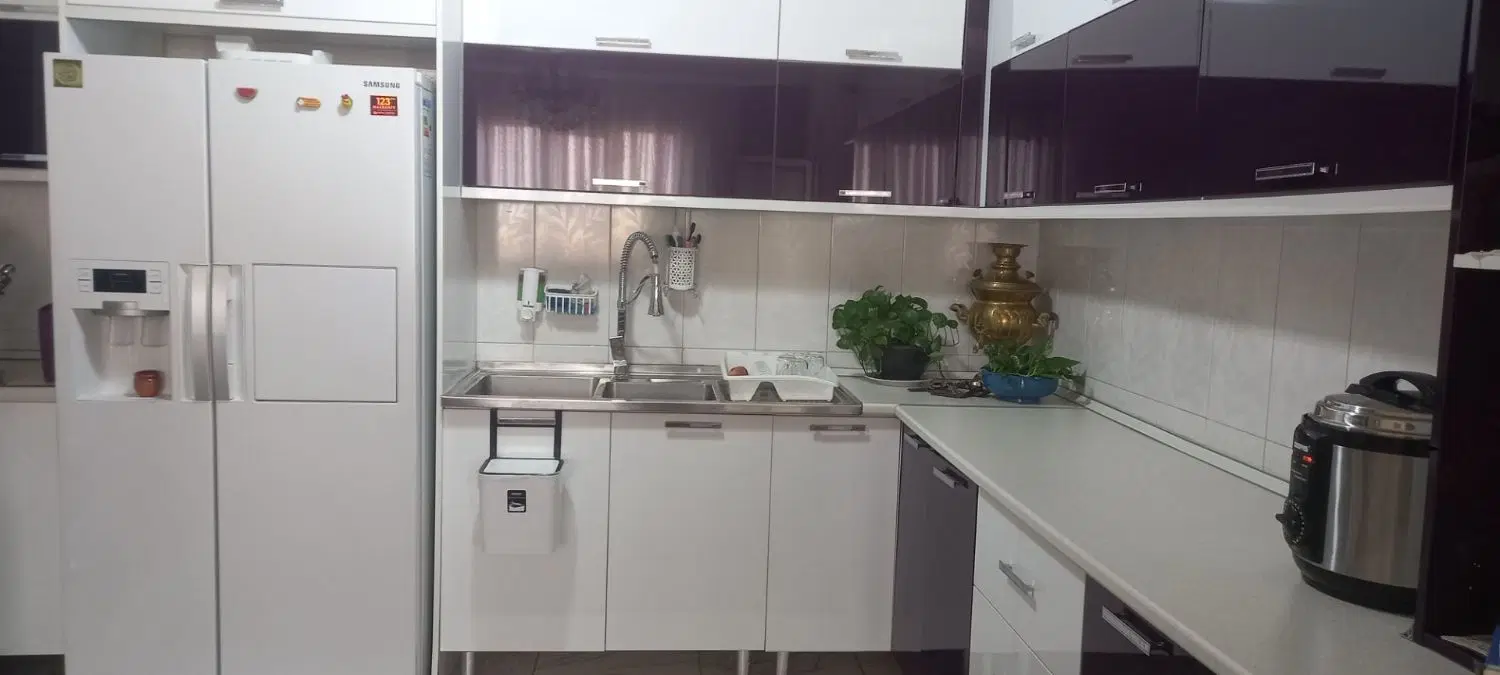 واحد ۸۰ متری  دوخواب باپارکینگ طبقه دوم