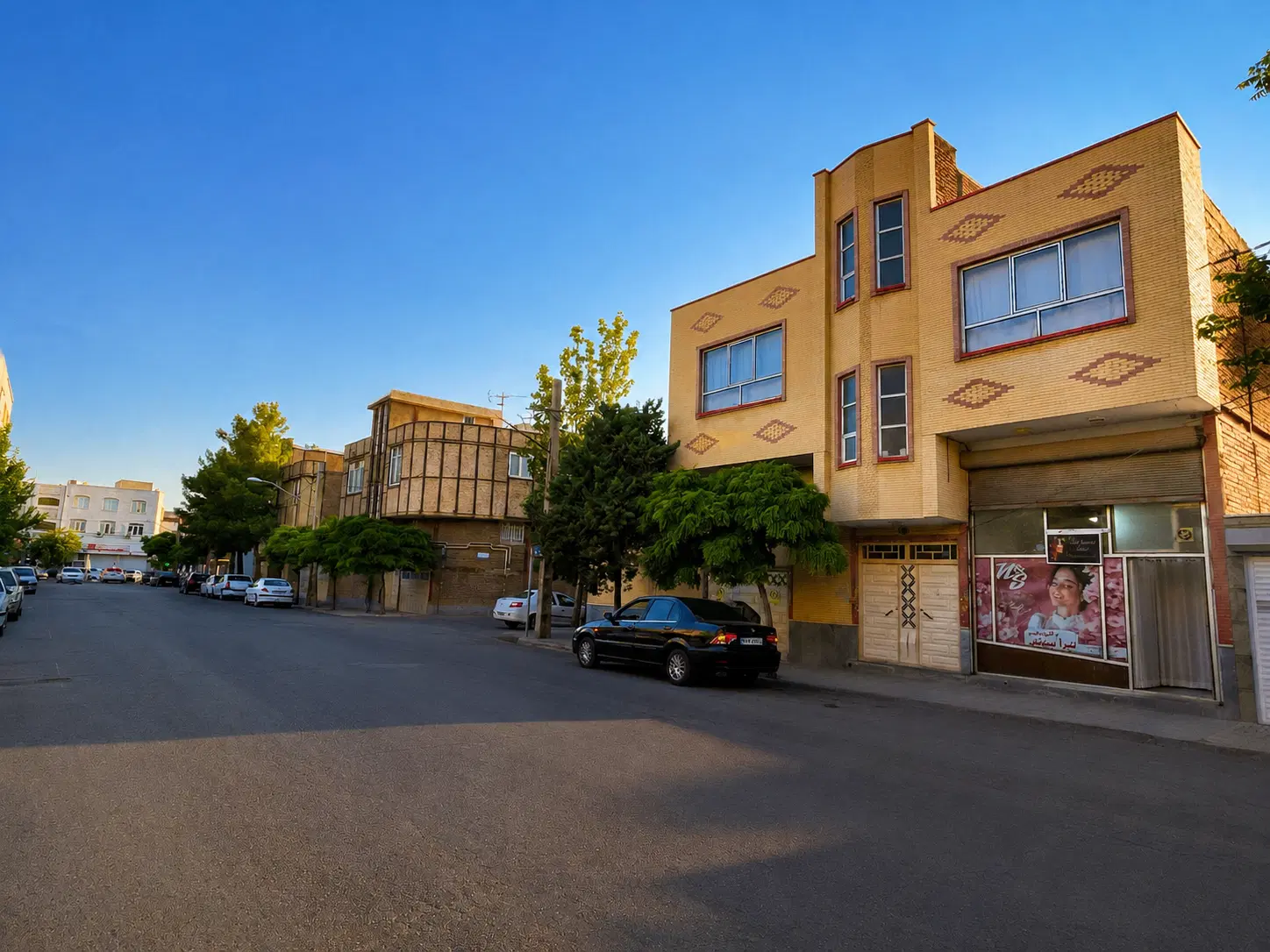 فروش مسکونی و‌تجاری