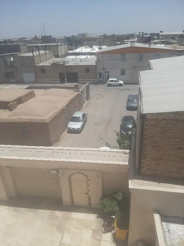 فروش زمین نجفشهر.بلواراصلی جنب پل