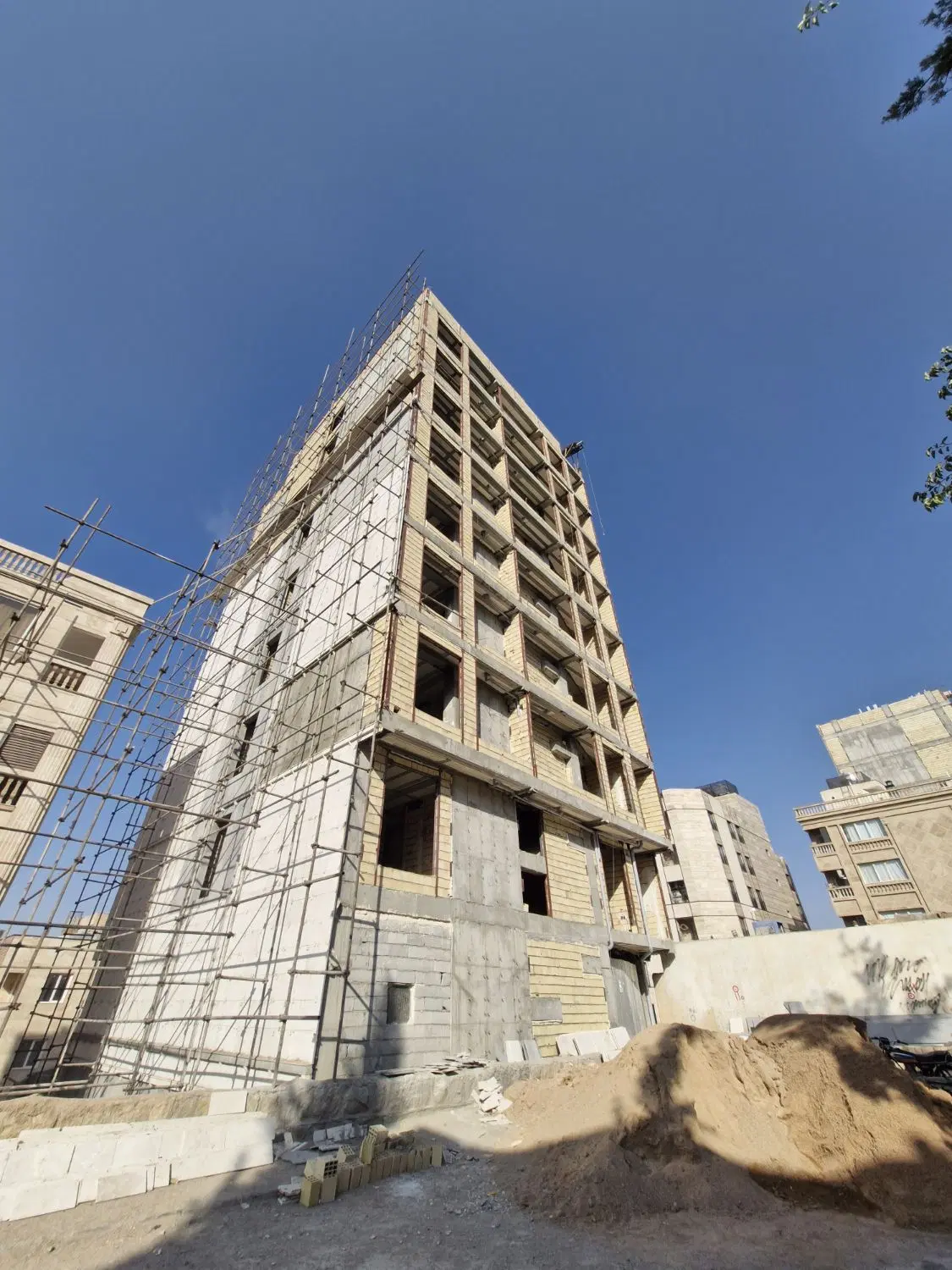 فروش اپارتمان ۱۱۳متری دو خواب