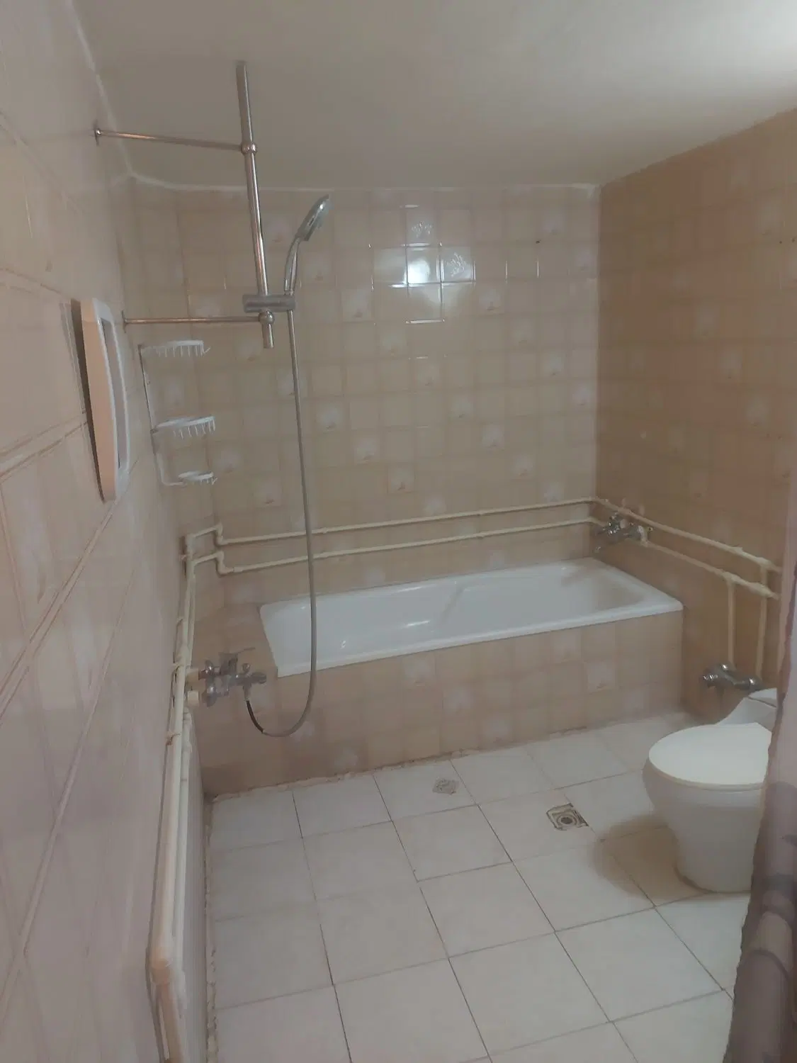 بهارستان ۱۸ _ ۱۸۸ متری _ طبقه اول