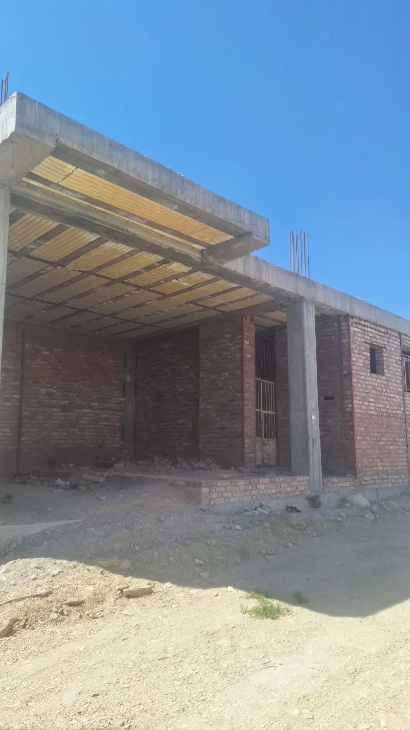 خانه نیم ساز