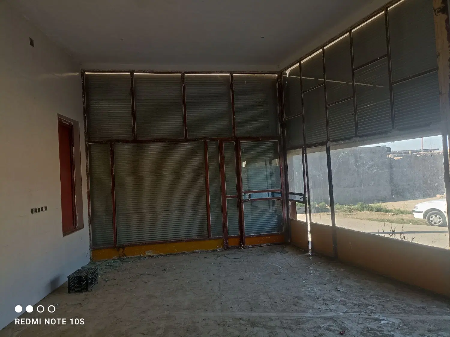 فروش ملک تجاری و مسکونی