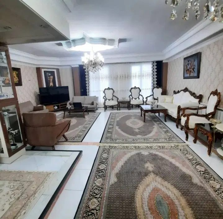 ۱۸۵متر تکواحدی شمال فردوس شرق فقط متری