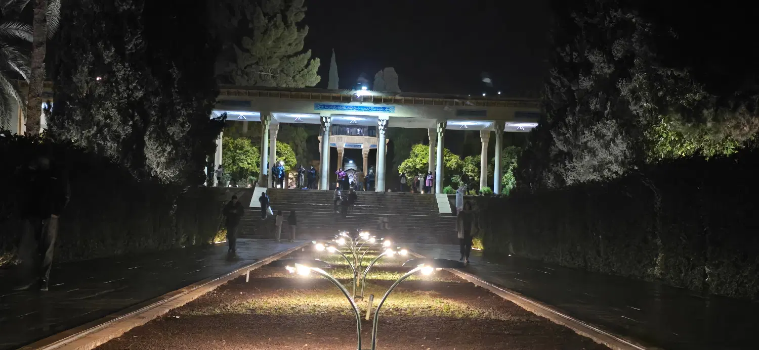 فروش مغازه در پاساژ ضحی برازجان