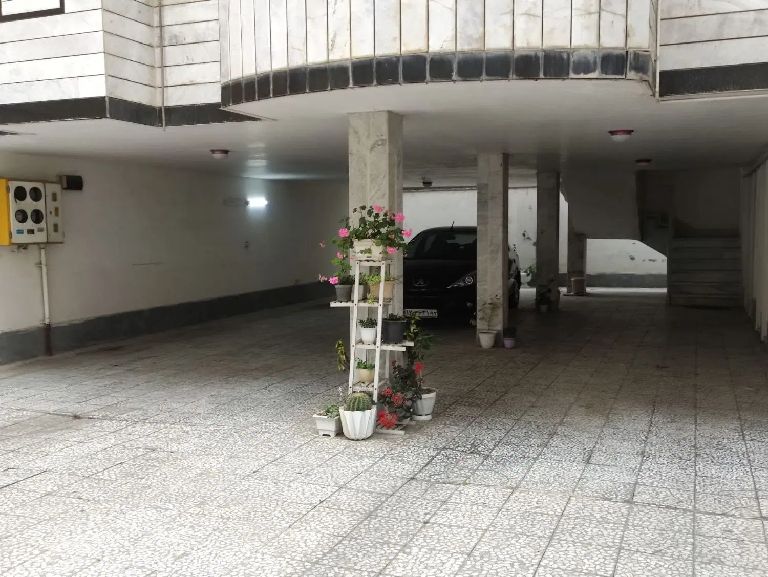 آپارتمان اجاره ای۱۰۰ متری کشوری
