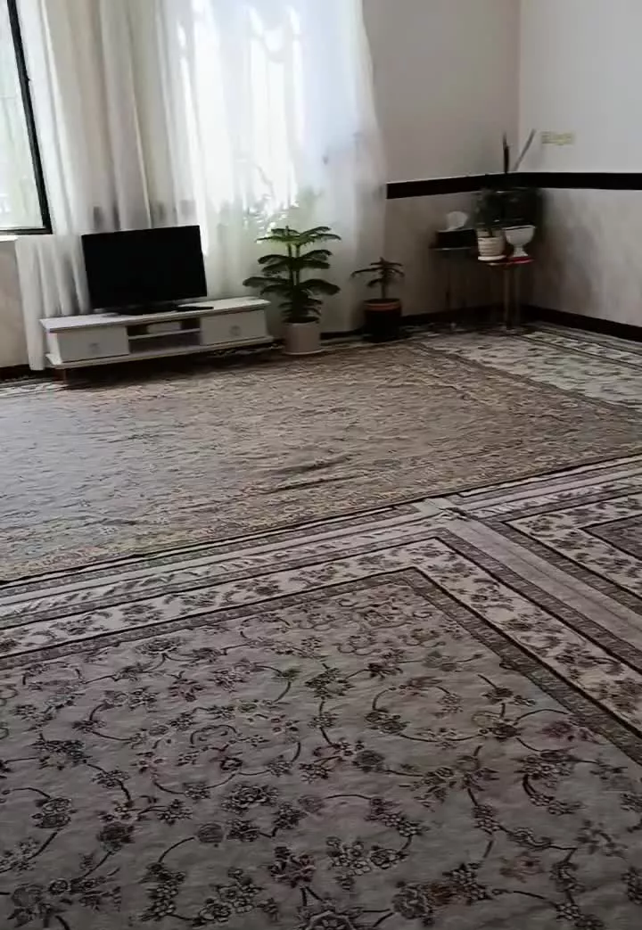 خونه اجاره ای طبقه بالا 100متر یک خوابه