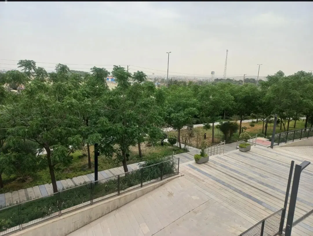 ۱۳۰متری همراه شهر معاوضه با واحد در عظیمیه کرج
