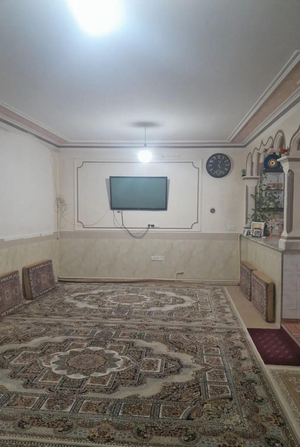 100 متری یکخوابه با حیاط + بر خیابان کربلا