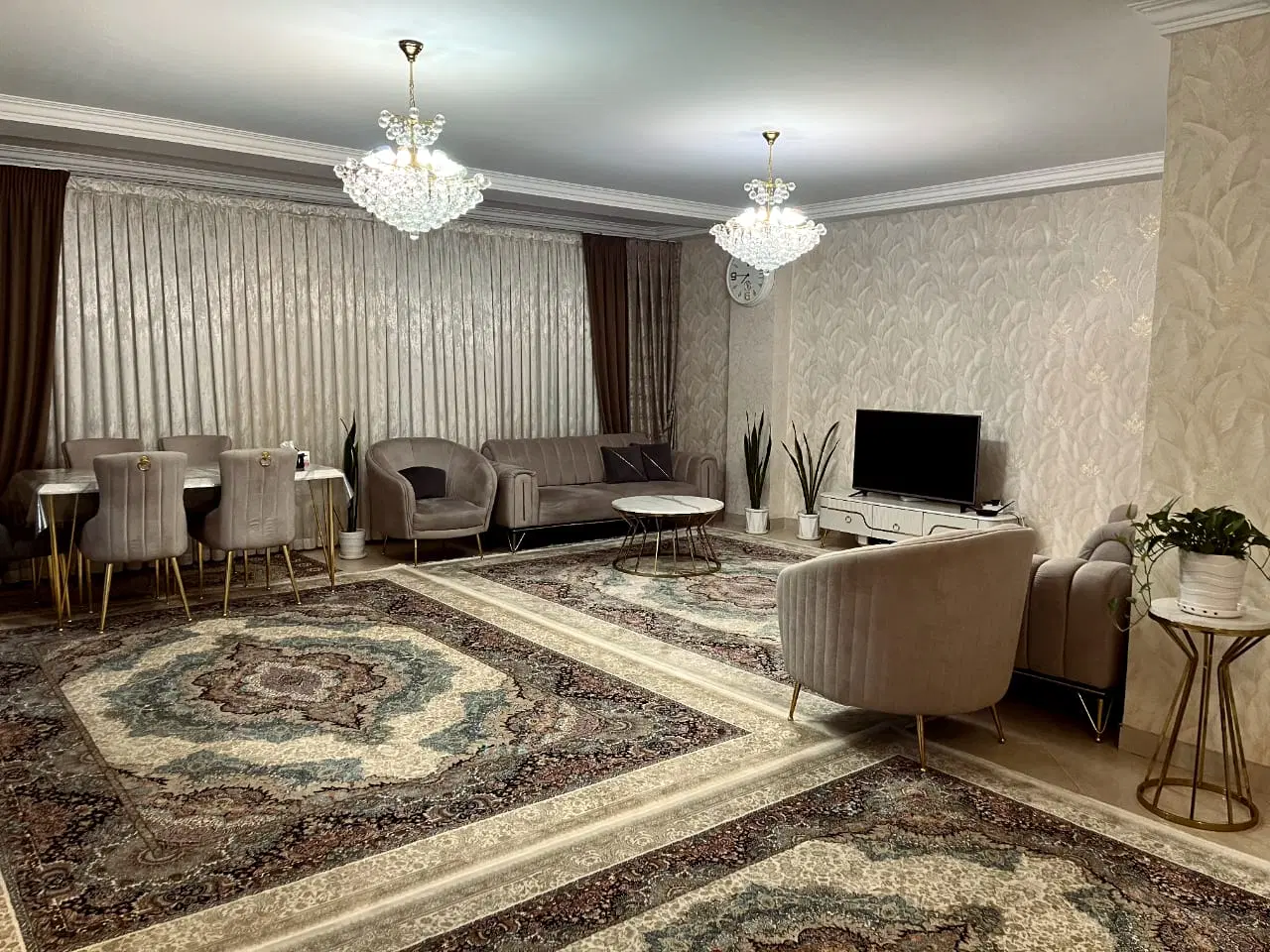 ۱۰۵متر دوخواب فول امکانات خوش نقشه _ خیابان عباسی