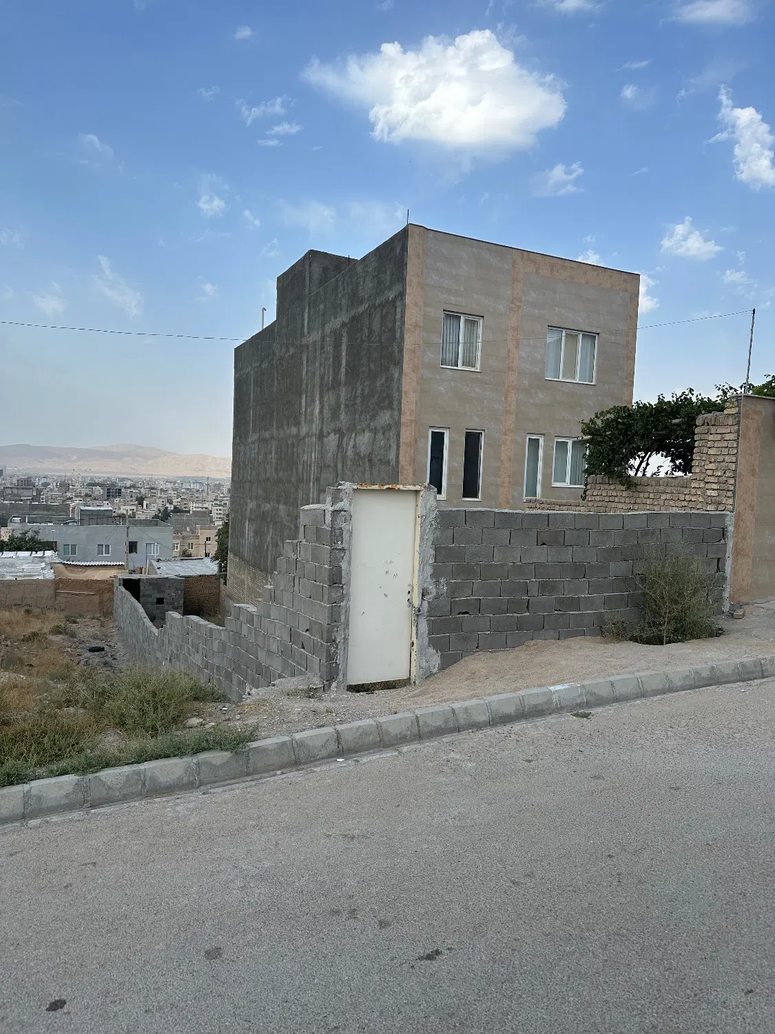 زمین مسکونی سند دار