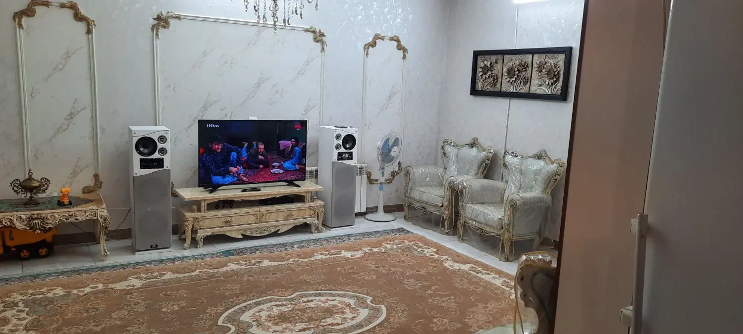 فروش آپارتمان مسکونی طبقه سوم جلو.با آسانسور.